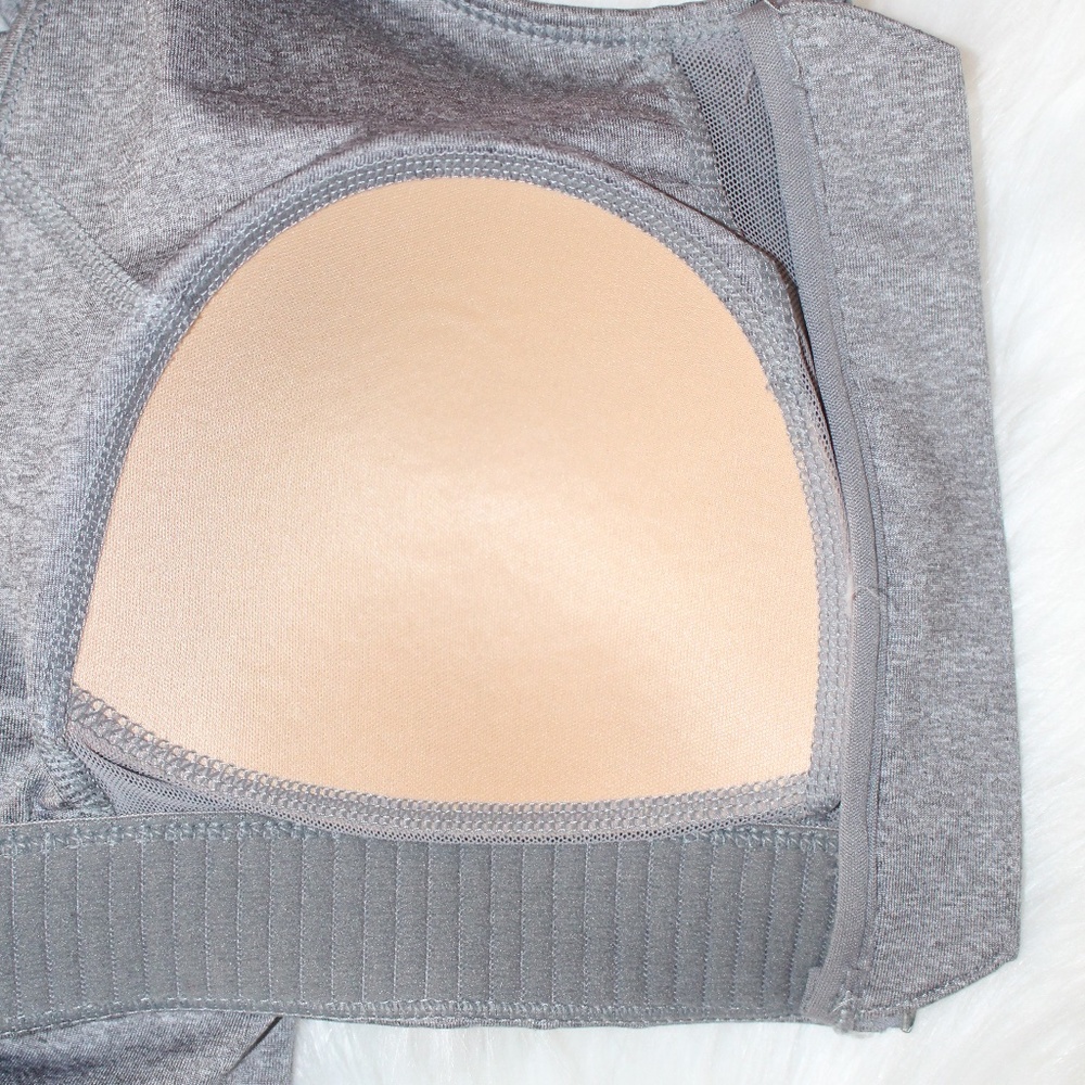 File, Racerback Sports bra with front zipper ..... - Picture 6 of 7